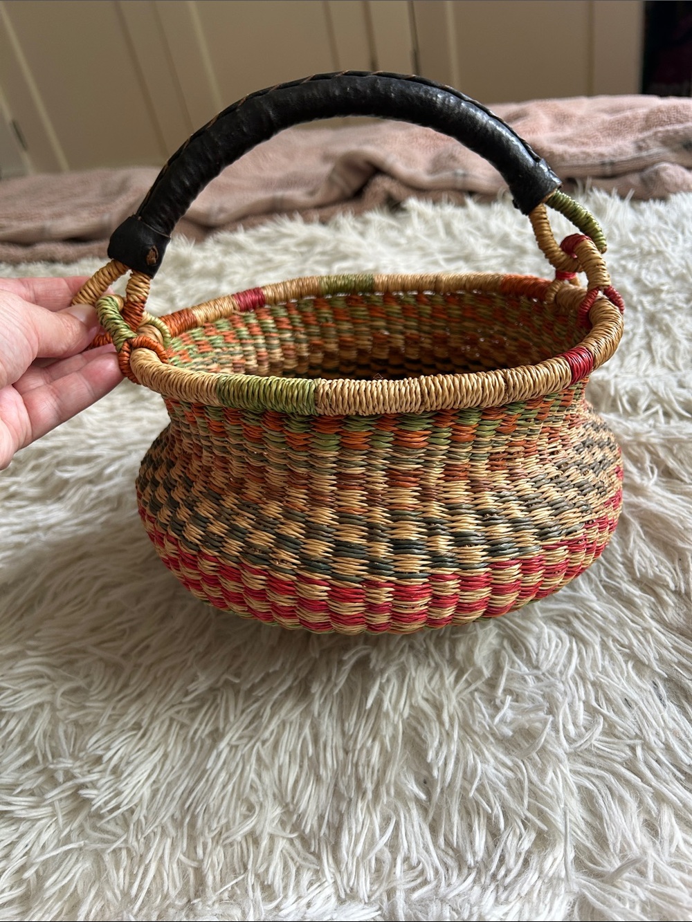 Handwoven Multicolor Seagrass Basket with Black Leather Handle, 9.5 inches appr
